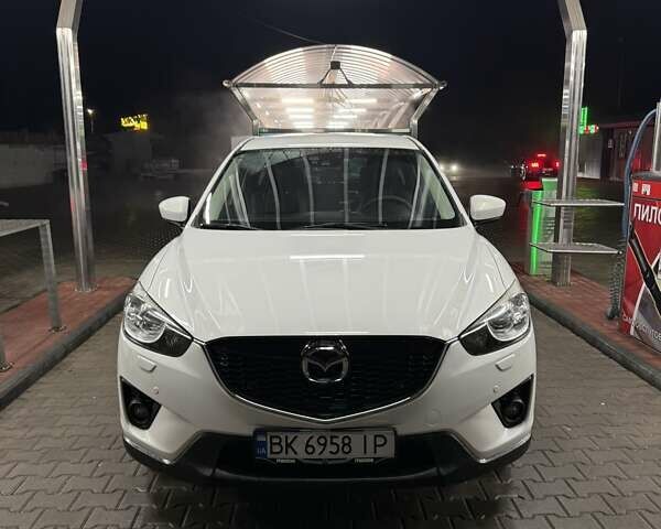 Белый Мазда СХ-5, объемом двигателя 2.19 л и пробегом 155 тыс. км за 17000 $, фото 1 на Automoto.ua