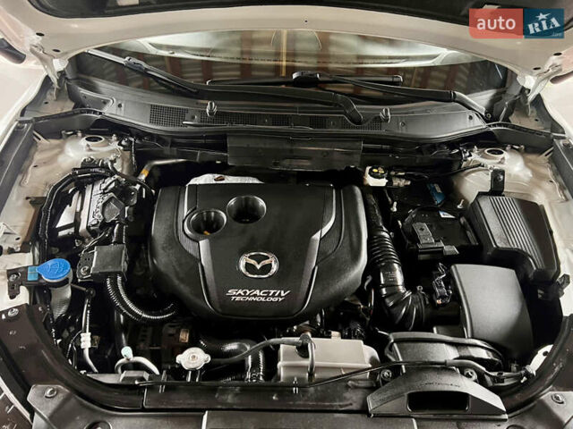 Білий Мазда СХ-5, об'ємом двигуна 2.2 л та пробігом 153 тис. км за 13800 $, фото 23 на Automoto.ua