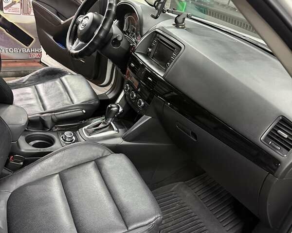 Белый Мазда СХ-5, объемом двигателя 2.19 л и пробегом 155 тыс. км за 17000 $, фото 24 на Automoto.ua