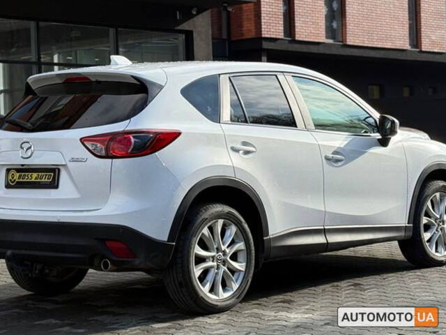 Мазда СХ-5 2014 в Черновцах на Automoto.ua Белый Мазда СХ-5, объемом двигателя 2.2 л и пробегом 173 тыс. км за 15000 $, фото 5 на Automoto.ua