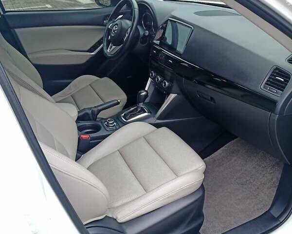 Белый Мазда СХ-5, объемом двигателя 2.49 л и пробегом 89 тыс. км за 19200 $, фото 10 на Automoto.ua