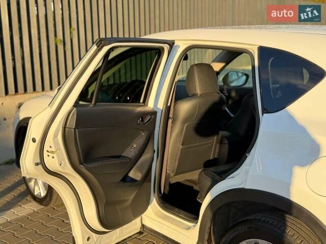 Мазда СХ-5 2014 в Луцке на Automoto.ua Белый Мазда СХ-5, объемом двигателя 2.2 л и пробегом 216 тыс. км за 13799 $, фото 27 на Automoto.ua