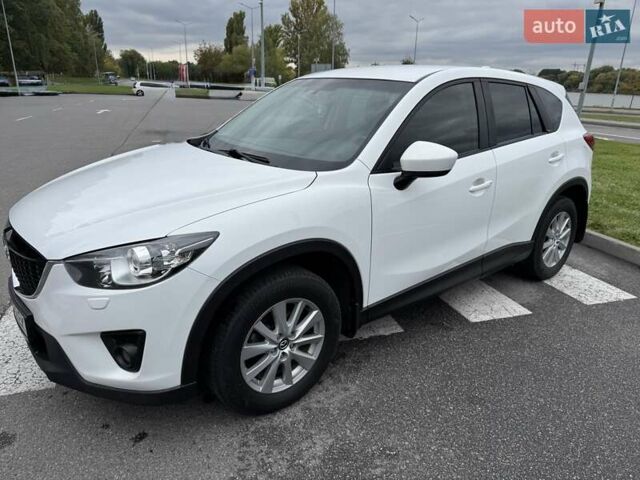 Белый Мазда СХ-5, объемом двигателя 2 л и пробегом 170 тыс. км за 15299 $, фото 1 на Automoto.ua