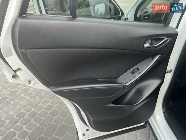 Белый Мазда СХ-5, объемом двигателя 2.19 л и пробегом 242 тыс. км за 13700 $, фото 31 на Automoto.ua