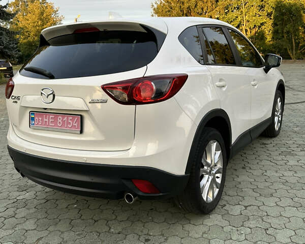 Белый Мазда СХ-5, объемом двигателя 2.2 л и пробегом 228 тыс. км за 14799 $, фото 4 на Automoto.ua