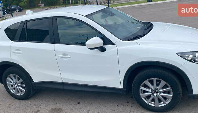 Белый Мазда СХ-5, объемом двигателя 2.19 л и пробегом 202 тыс. км за 14000 $, фото 1 на Automoto.ua