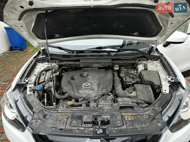 Белый Мазда СХ-5, объемом двигателя 2.19 л и пробегом 295 тыс. км за 12999 $, фото 22 на Automoto.ua