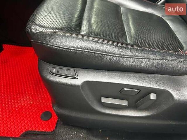 Белый Мазда СХ-5, объемом двигателя 2.19 л и пробегом 267 тыс. км за 15300 $, фото 10 на Automoto.ua