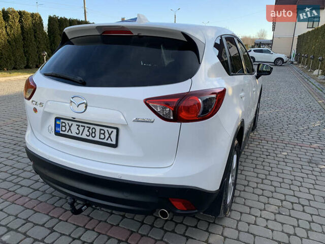 Белый Мазда СХ-5, объемом двигателя 2.2 л и пробегом 200 тыс. км за 15400 $, фото 5 на Automoto.ua