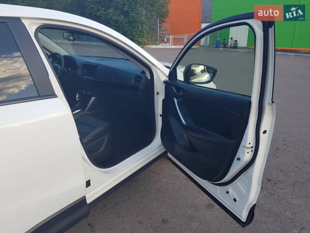 Белый Мазда СХ-5, объемом двигателя 2.2 л и пробегом 168 тыс. км за 15200 $, фото 41 на Automoto.ua