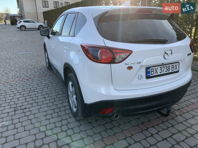 Белый Мазда СХ-5, объемом двигателя 2.2 л и пробегом 200 тыс. км за 15400 $, фото 4 на Automoto.ua