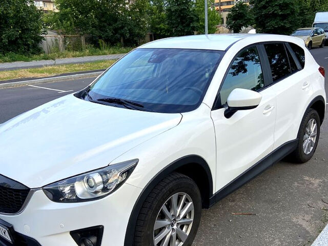 Белый Мазда СХ-5, объемом двигателя 2.2 л и пробегом 165 тыс. км за 13300 $, фото 10 на Automoto.ua