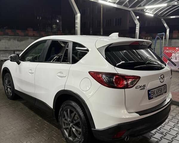 Белый Мазда СХ-5, объемом двигателя 2.19 л и пробегом 155 тыс. км за 17000 $, фото 2 на Automoto.ua