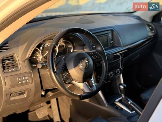 Мазда СХ-5 2014 в Луцке на Automoto.ua Белый Мазда СХ-5, объемом двигателя 2.2 л и пробегом 216 тыс. км за 13799 $, фото 20 на Automoto.ua