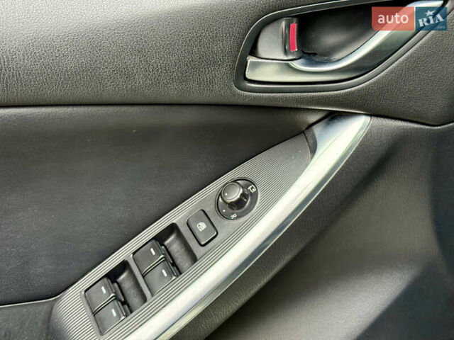 Білий Мазда СХ-5, об'ємом двигуна 2.2 л та пробігом 194 тис. км за 13800 $, фото 18 на Automoto.ua