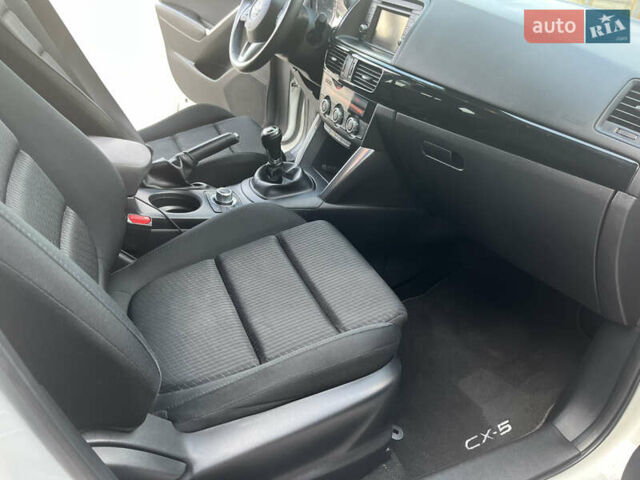 Белый Мазда СХ-5, объемом двигателя 2.19 л и пробегом 242 тыс. км за 13700 $, фото 26 на Automoto.ua