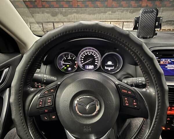 Белый Мазда СХ-5, объемом двигателя 2.19 л и пробегом 155 тыс. км за 17000 $, фото 4 на Automoto.ua