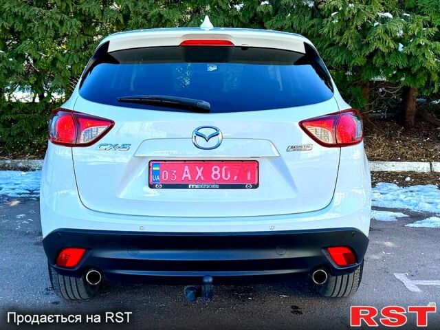 Белый Мазда СХ-5, объемом двигателя 22 л и пробегом 183 тыс. км за 13950 $, фото 5 на Automoto.ua