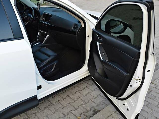 Білий Мазда СХ-5, об'ємом двигуна 2.19 л та пробігом 193 тис. км за 15900 $, фото 45 на Automoto.ua