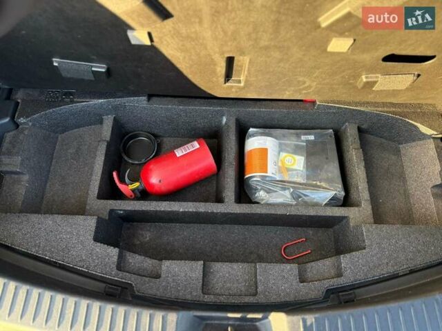 Мазда СХ-5 2014 в Луцке на Automoto.ua Белый Мазда СХ-5, объемом двигателя 2.2 л и пробегом 216 тыс. км за 13799 $, фото 30 на Automoto.ua