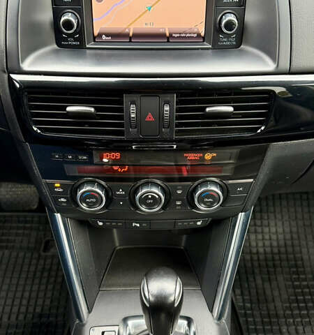 Білий Мазда СХ-5, об'ємом двигуна 2.2 л та пробігом 194 тис. км за 13800 $, фото 27 на Automoto.ua