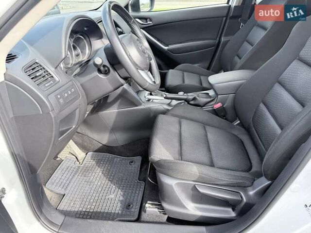 Мазда СХ-5 2014 в Львове на Automoto.ua Белый Мазда СХ-5, объемом двигателя 2.5 л и пробегом 125 тыс. км за 16800 $, фото 7 на Automoto.ua