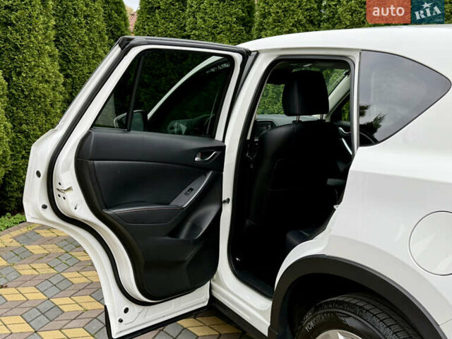 Білий Мазда СХ-5, об'ємом двигуна 2.2 л та пробігом 194 тис. км за 13800 $, фото 30 на Automoto.ua