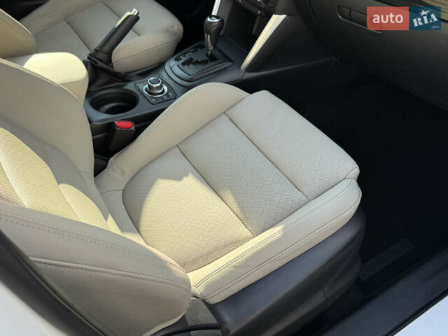 Белый Мазда СХ-5, объемом двигателя 2.2 л и пробегом 175 тыс. км за 14550 $, фото 16 на Automoto.ua