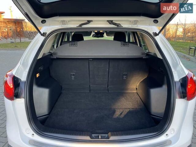 Белый Мазда СХ-5, объемом двигателя 2.19 л и пробегом 225 тыс. км за 13399 $, фото 100 на Automoto.ua