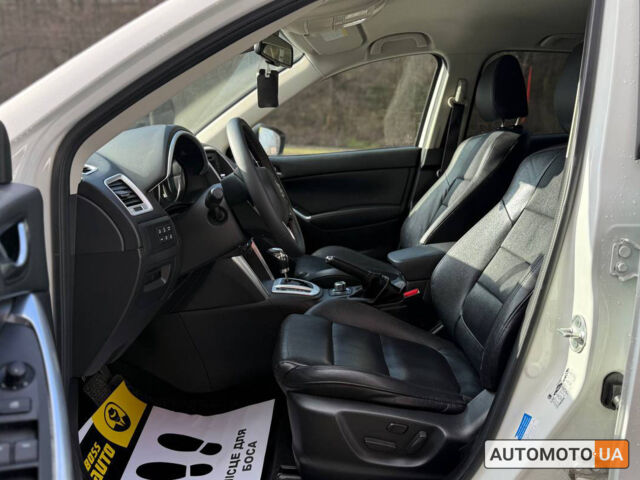 Мазда СХ-5 2014 в Черновцах на Automoto.ua Белый Мазда СХ-5, объемом двигателя 2.2 л и пробегом 173 тыс. км за 15000 $, фото 8 на Automoto.ua