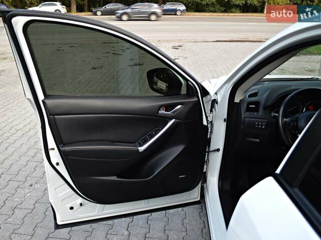 Білий Мазда СХ-5, об'ємом двигуна 2.19 л та пробігом 193 тис. км за 15900 $, фото 74 на Automoto.ua