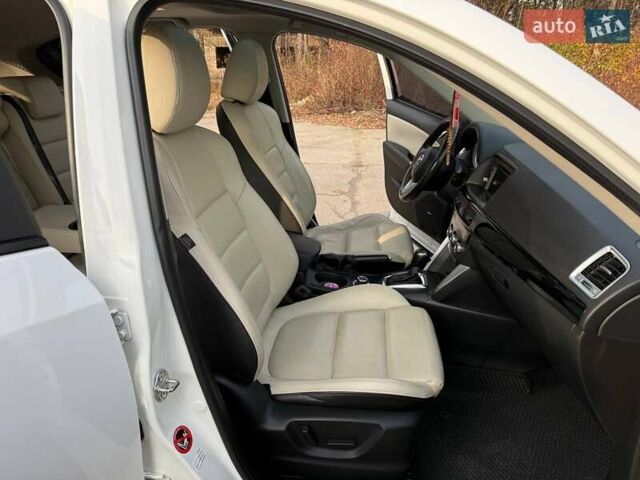 Белый Мазда СХ-5, объемом двигателя 2.2 л и пробегом 193 тыс. км за 15800 $, фото 16 на Automoto.ua