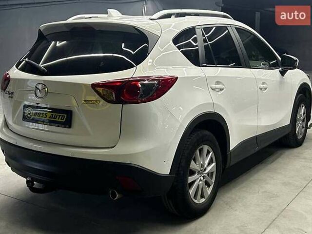 Белый Мазда СХ-5, объемом двигателя 2.19 л и пробегом 267 тыс. км за 15300 $, фото 5 на Automoto.ua