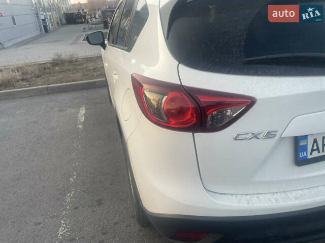 Белый Мазда СХ-5, объемом двигателя 2.5 л и пробегом 164 тыс. км за 14300 $, фото 3 на Automoto.ua