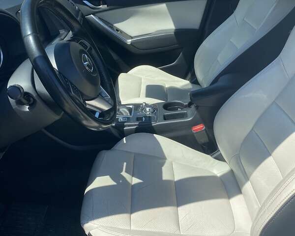 Белый Мазда СХ-5, объемом двигателя 2.49 л и пробегом 140 тыс. км за 14000 $, фото 7 на Automoto.ua