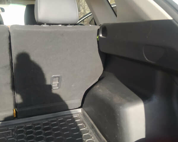 Белый Мазда СХ-5, объемом двигателя 2.49 л и пробегом 130 тыс. км за 13000 $, фото 9 на Automoto.ua