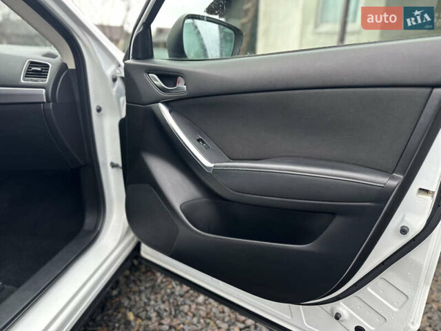 Белый Мазда СХ-5, объемом двигателя 2.19 л и пробегом 168 тыс. км за 14000 $, фото 18 на Automoto.ua