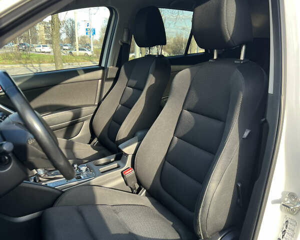 Белый Мазда СХ-5, объемом двигателя 2.2 л и пробегом 128 тыс. км за 16950 $, фото 17 на Automoto.ua