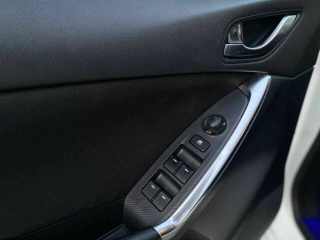 Мазда СХ-5 2015 в Киеве на Automoto.ua Белый Мазда СХ-5, объемом двигателя 2 л и пробегом 162 тыс. км за 14990 $, фото 9 на Automoto.ua