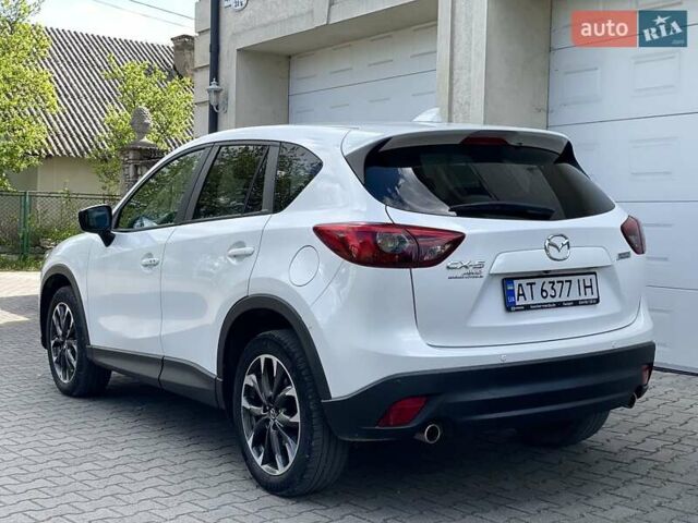 Белый Мазда СХ-5, объемом двигателя 2.2 л и пробегом 204 тыс. км за 16650 $, фото 4 на Automoto.ua