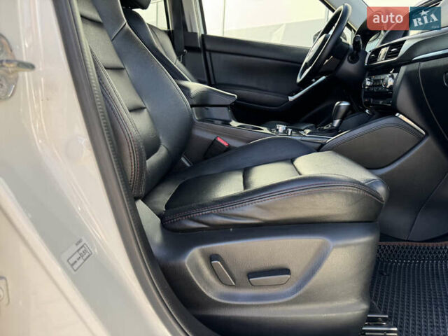 Белый Мазда СХ-5, объемом двигателя 2.2 л и пробегом 235 тыс. км за 16500 $, фото 66 на Automoto.ua
