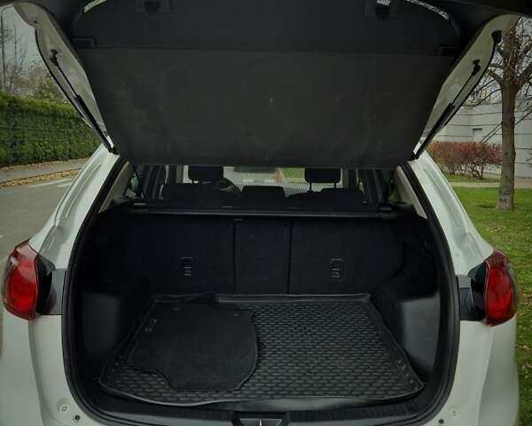 Белый Мазда СХ-5, объемом двигателя 2.2 л и пробегом 128 тыс. км за 16500 $, фото 22 на Automoto.ua