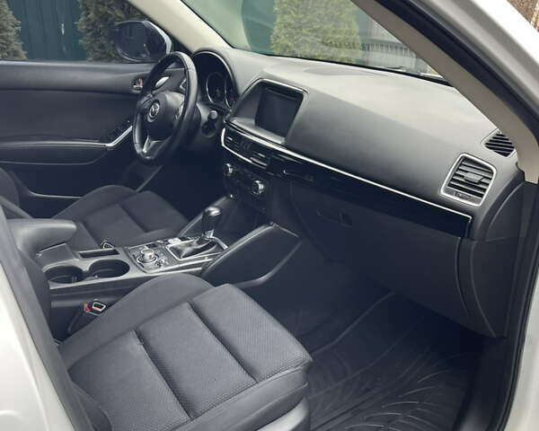 Білий Мазда СХ-5, об'ємом двигуна 2 л та пробігом 160 тис. км за 14499 $, фото 9 на Automoto.ua