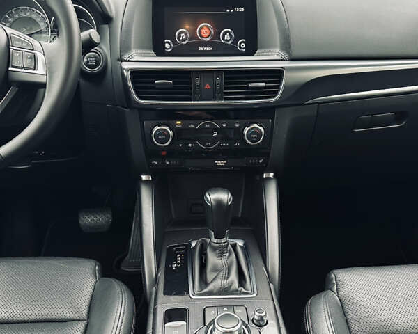 Белый Мазда СХ-5, объемом двигателя 2.2 л и пробегом 170 тыс. км за 17900 $, фото 20 на Automoto.ua