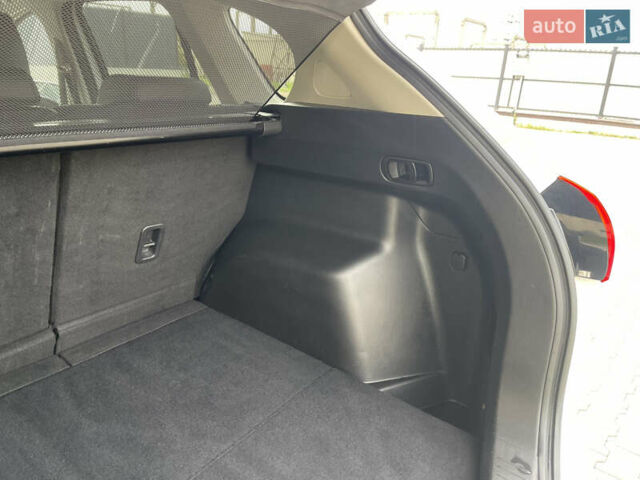 Білий Мазда СХ-5, об'ємом двигуна 2.2 л та пробігом 211 тис. км за 16500 $, фото 43 на Automoto.ua