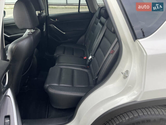 Білий Мазда СХ-5, об'ємом двигуна 2.2 л та пробігом 211 тис. км за 16500 $, фото 60 на Automoto.ua