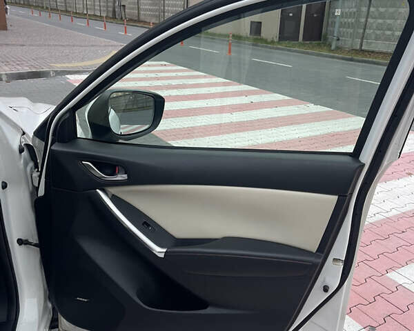 Белый Мазда СХ-5, объемом двигателя 2.19 л и пробегом 247 тыс. км за 15800 $, фото 41 на Automoto.ua