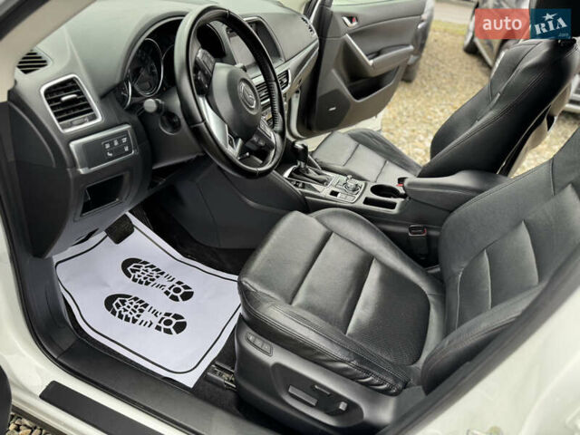 Белый Мазда СХ-5, объемом двигателя 2.19 л и пробегом 200 тыс. км за 15950 $, фото 28 на Automoto.ua