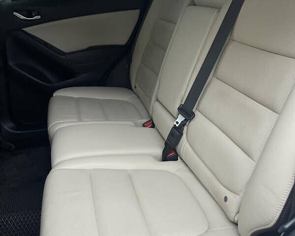 Белый Мазда СХ-5, объемом двигателя 2.19 л и пробегом 247 тыс. км за 15800 $, фото 25 на Automoto.ua