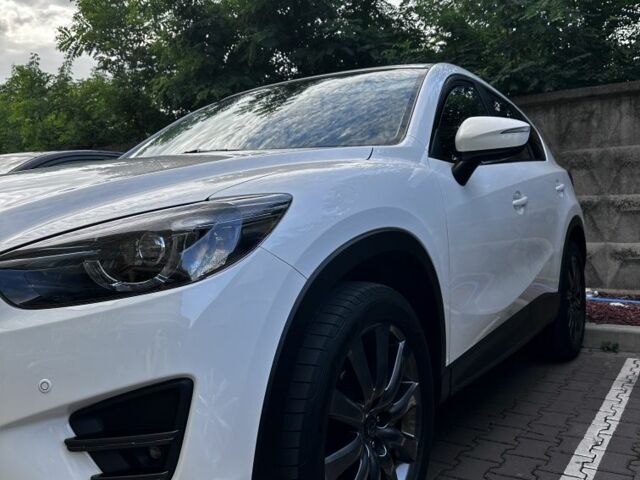 Белый Мазда СХ-5, объемом двигателя 2.2 л и пробегом 350 тыс. км за 13999 $, фото 2 на Automoto.ua